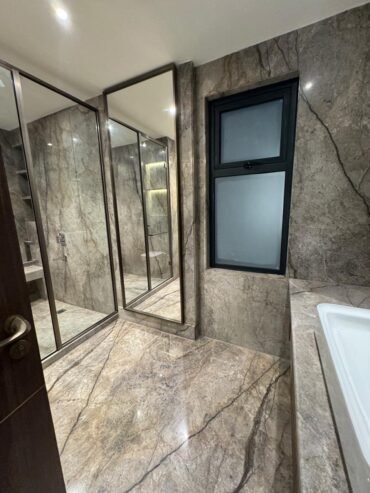 3 bhk flat for sale aurik society sector 82 Faridabad, this is very beautiful society in market.