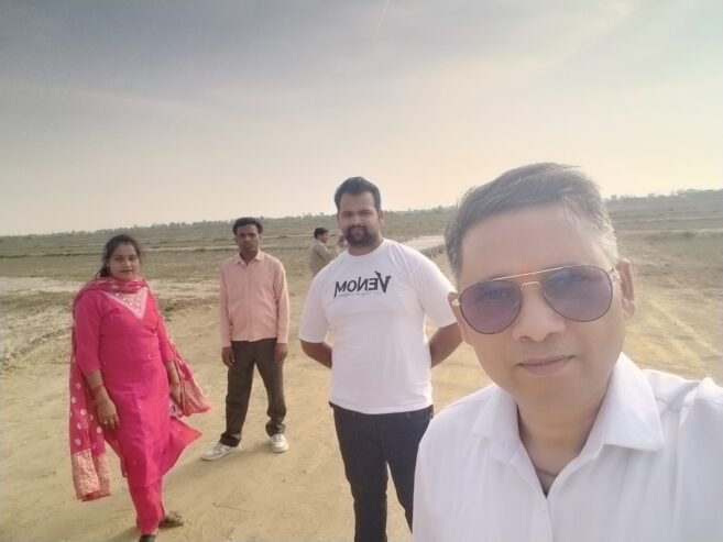 Chhata Ploting All size plot available in chhata government road near railway station chhata