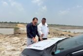 All size plot available in chhata goverdhan road near chhata railway station
