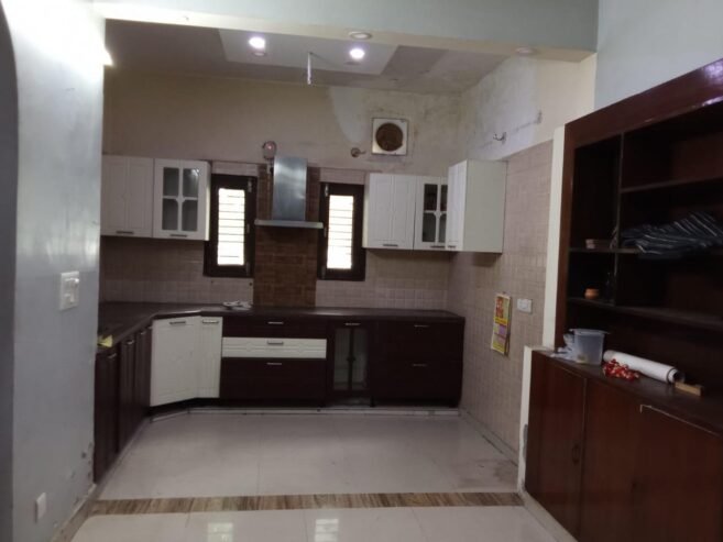 3bhk flat first floor bptp M block this is very prime location in sector 83 faridabad.