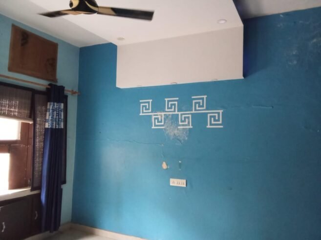 3bhk flat first floor bptp M block this is very prime location in sector 83 faridabad.